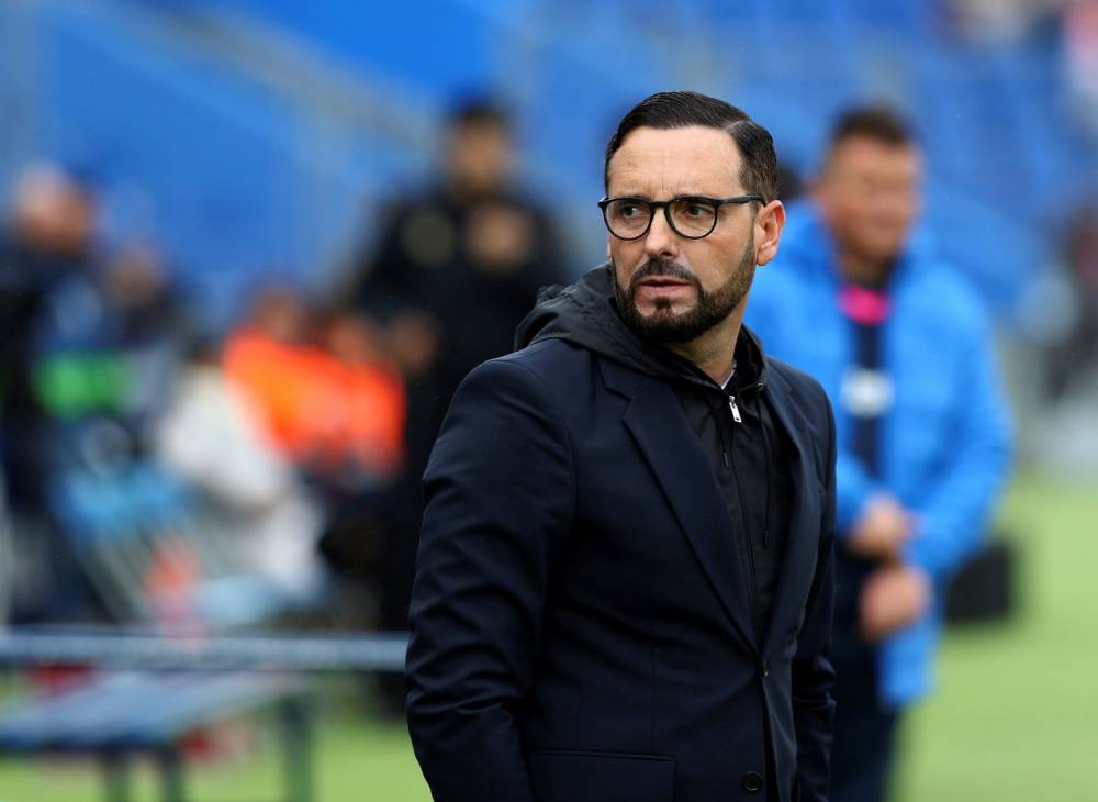 博爾達(dá)拉斯：最可悲的是，沒有人談?wù)撆冊谑澜绫系木薮蟪晒?></p><p>1月20日訊 《阿斯報》報道，赫塔費(fèi)主帥博爾達(dá)拉斯在戰(zhàn)平巴薩后遭到嚴(yán)重的網(wǎng)絡(luò)暴力和人身威脅。</p><p>赫塔費(fèi)主教練博爾達(dá)拉斯在帶領(lǐng)球隊(duì)?wèi)?zhàn)平巴薩后，在社交媒體平臺上收到了大量惡意辱罵和死亡威脅。</p><p>報道表示，威脅者不僅針對博爾達(dá)拉斯本人，還涉及到了他的家人和孩子。</p>                                <div style=