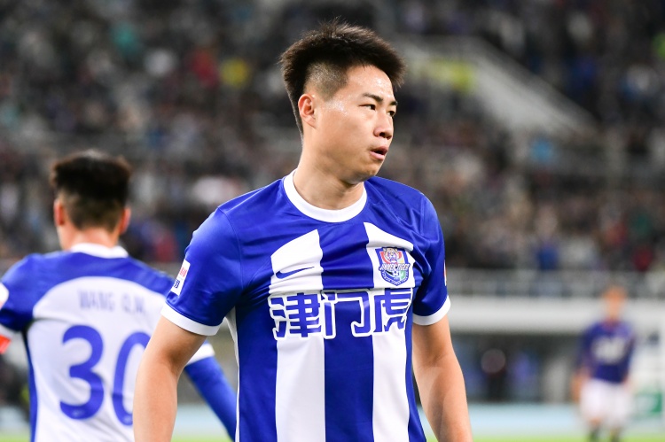 三度加盟？記者：楊帆今天中午抵達(dá)?？谙蚪蜷T虎隊報到