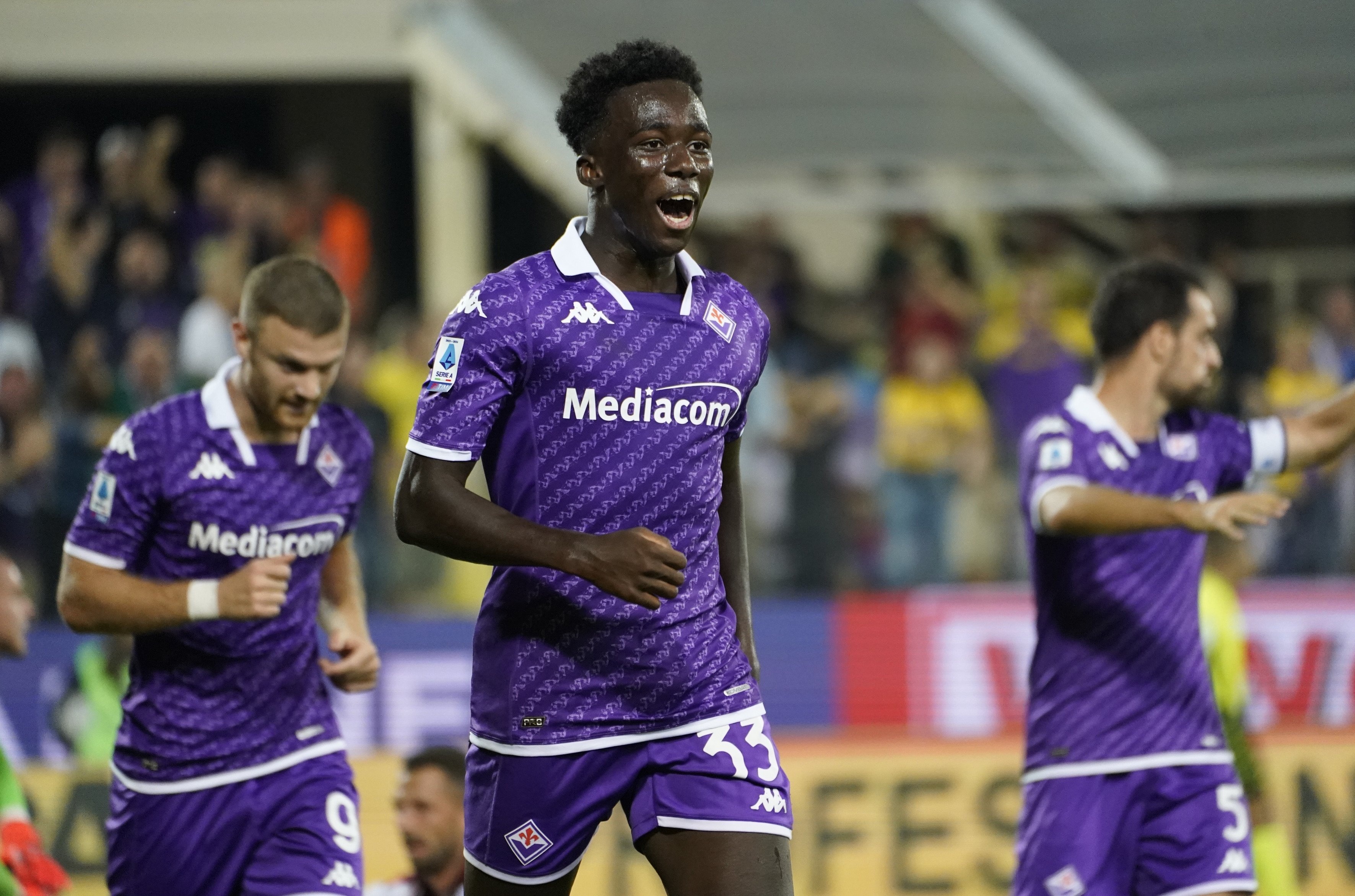 米體：羅馬冬季希望先租后買卡約德，佛羅倫薩要求1800萬(wàn)歐買斷費(fèi)