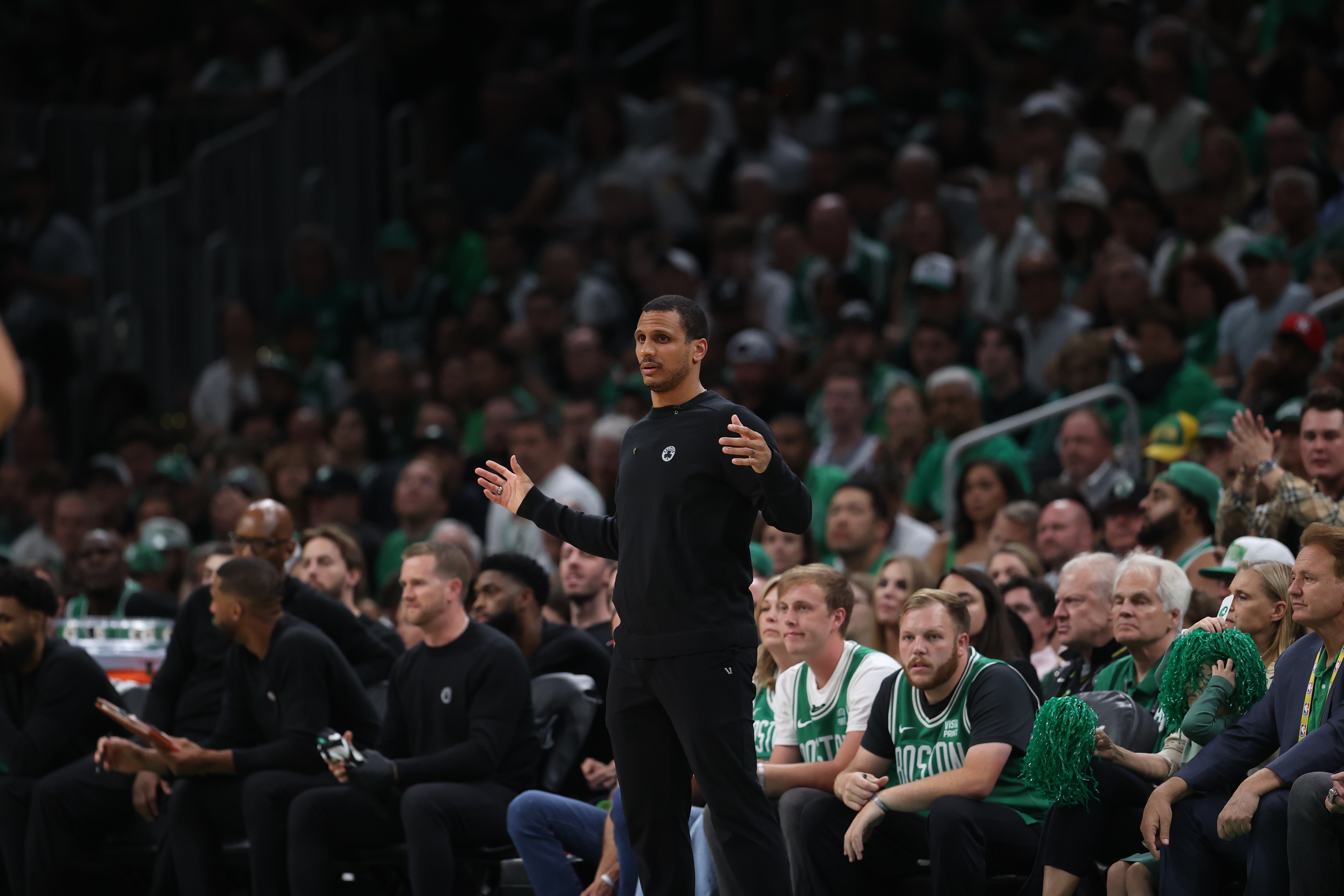 從烏度卡身上學(xué)到什么？馬祖拉：他管理更衣室&應(yīng)對(duì)起伏的方式