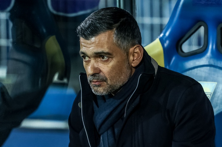 記者：孔塞桑知道首先考慮的是贏球，我們對踢得漂亮不感興趣