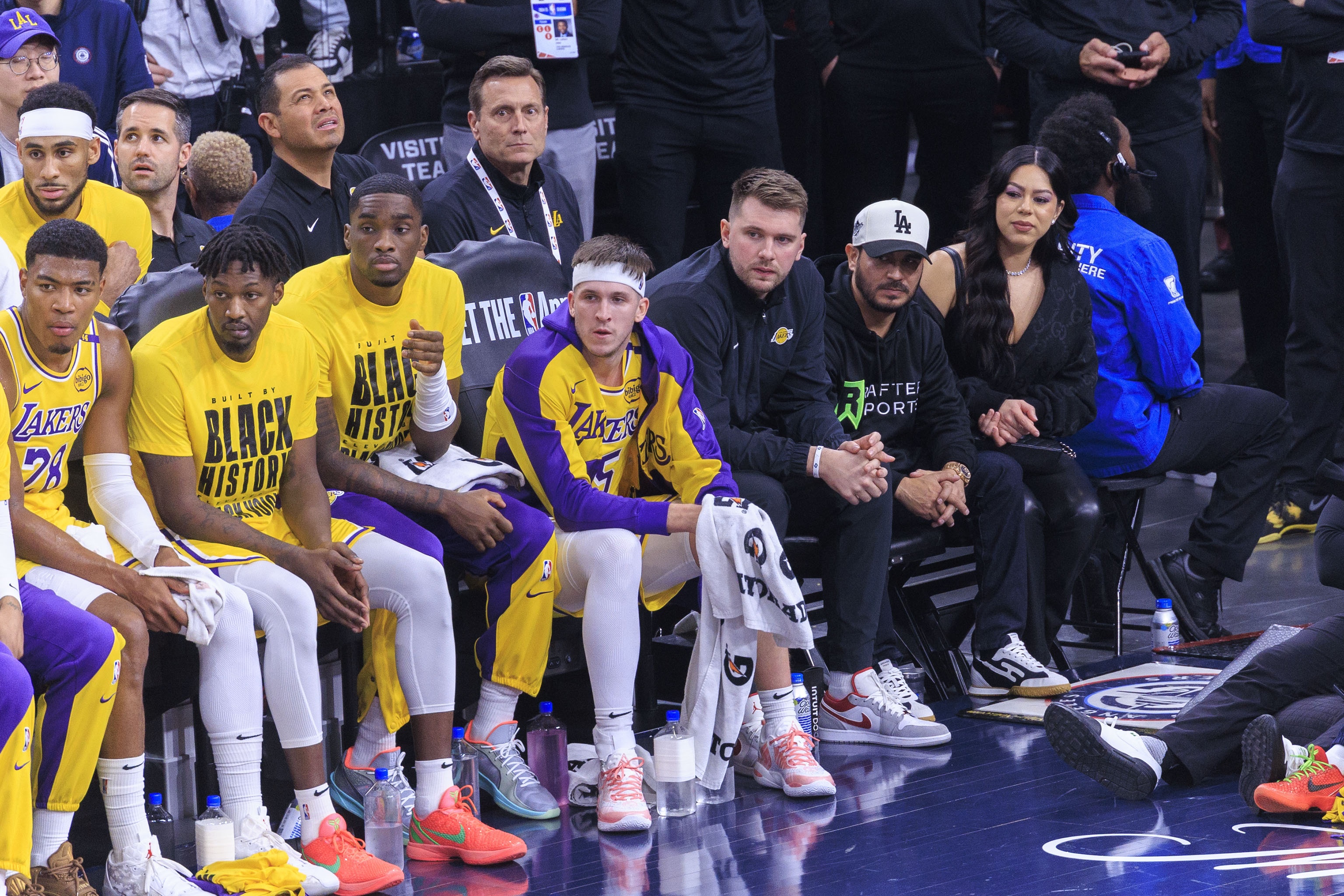 里夫斯:最喜歡東契奇的競(jìng)爭(zhēng)精神 能和他一起出戰(zhàn) 我特別興奮