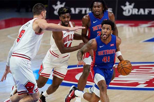 nba在線直播免費(fèi)泡泡